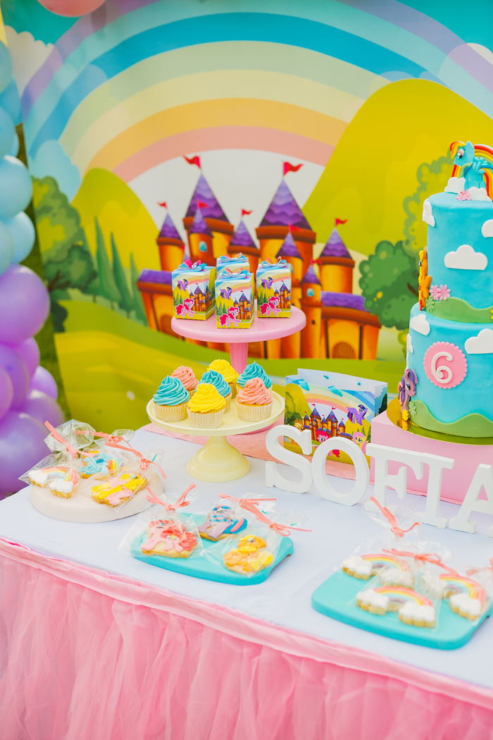 Ideas de bolsas para fiestas infantiles, ¡no pueden faltar!  My little  pony birthday party, Little pony birthday party, My little pony party