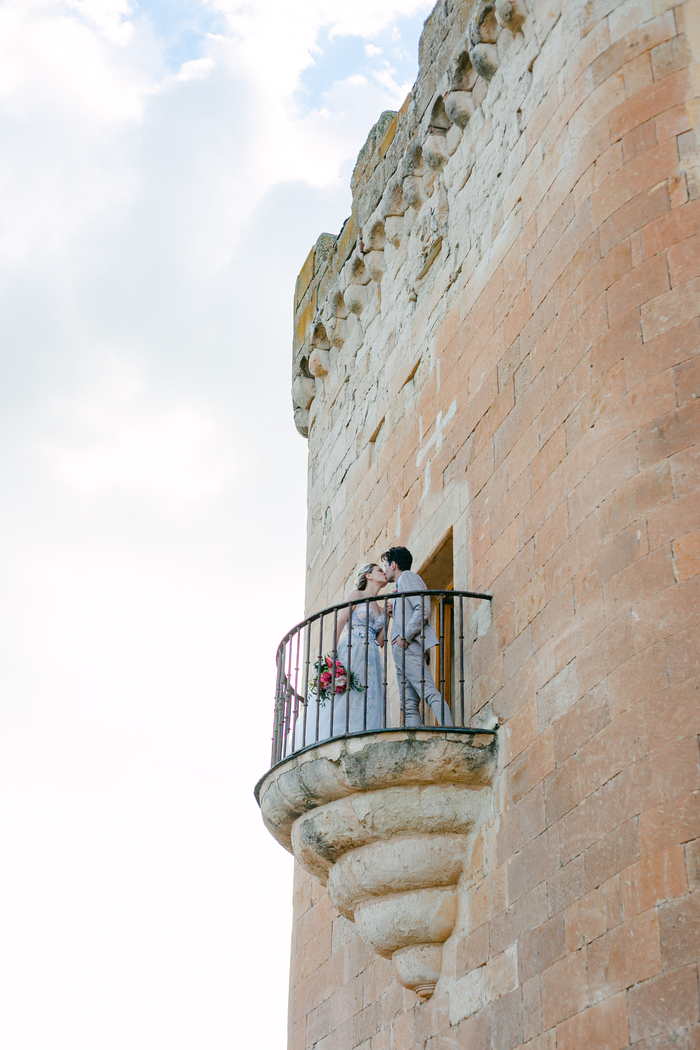 Elopement castle Salamanca