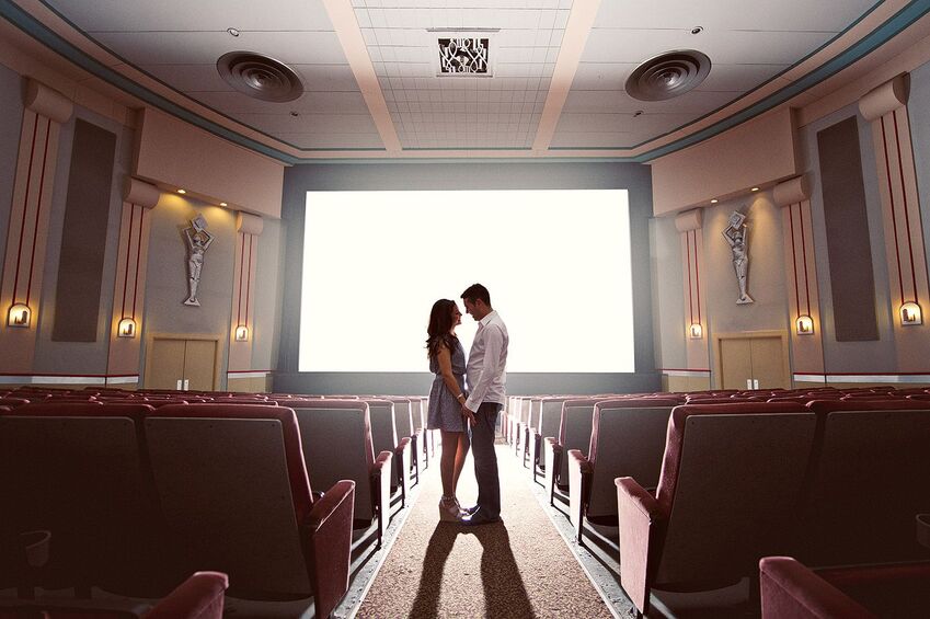 Marriage proposal in cinema - Perfect Venue