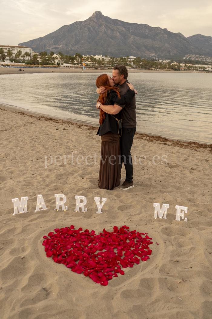 marriage proposal in Marbella 12 / Natalia Ortiz Events