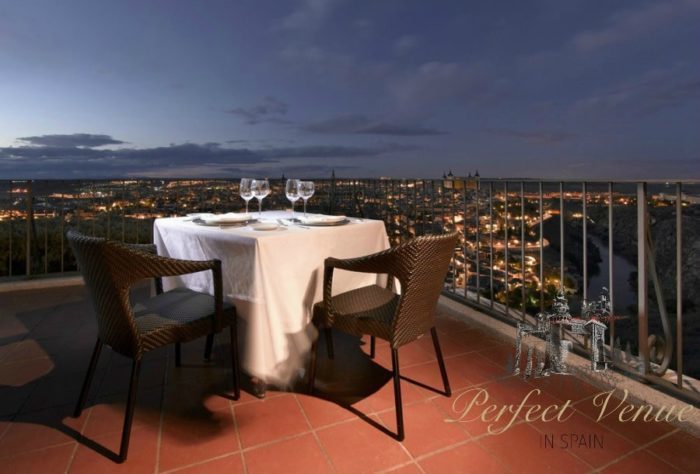 Cena especial en Toledo / Photo via Perfect Venue