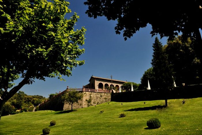 Más de santllei - Perfect Venue