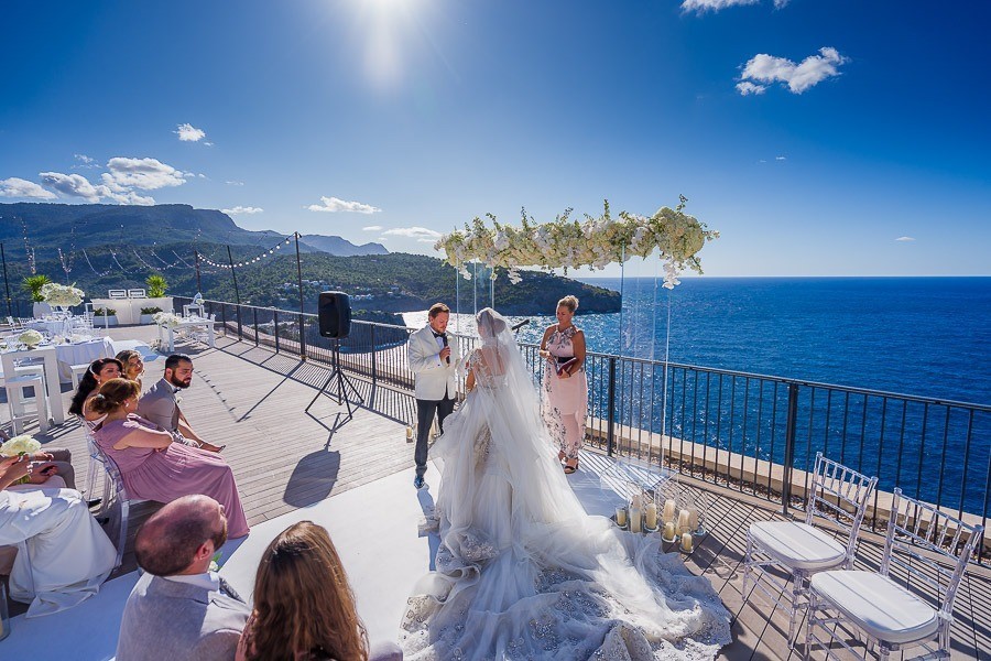 getting married in Mallorca