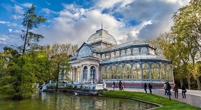 Cool Things To See In Madrids Retiro Park