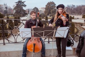 Live band / Photo via Weddings and Events by Natalia Ortiz