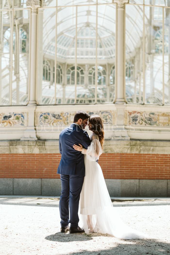 Fashion-Forward Madrid Elopement