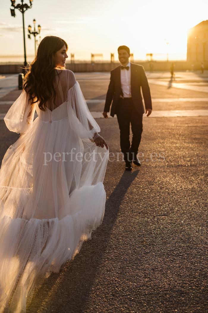 Fashion-Forward Madrid Elopement