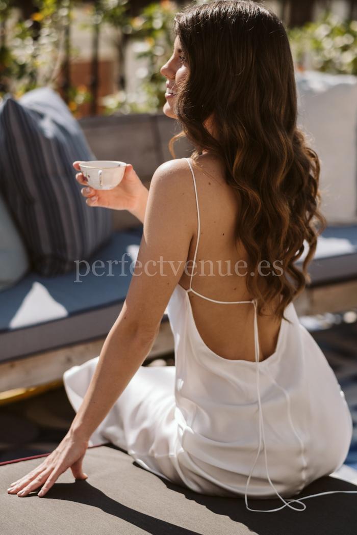 Fashion-Forward Madrid Elopement