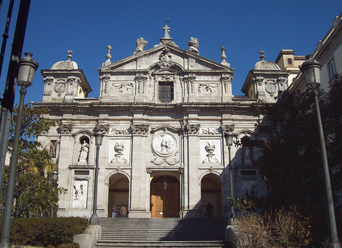 Religious wedding in Madrid - Perfect Venue