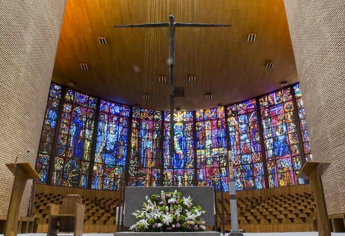 Religious wedding in Madrid - Perfect Venue
