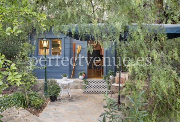 Cabaña / Perfect Venue