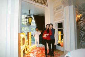 Wooden letters in Valencia / Natalia Ortiz Events