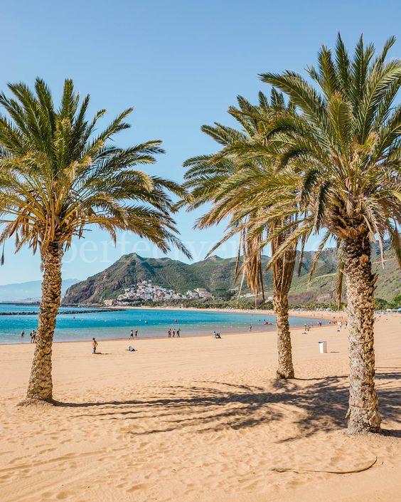 Playa de las Teresitas / Photo via Pinterest