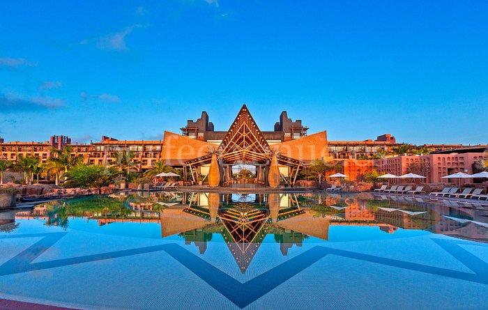 Hotel Lopesan Baobab Resort / Photo via Tripadvisor
