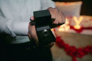 Marriage proposal in hotel - Perfect Venue