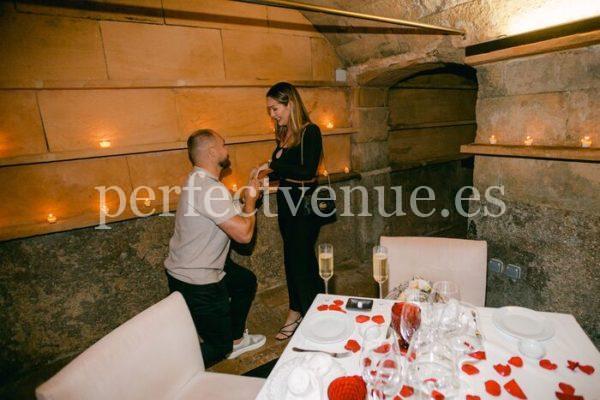 Pedida de mano en restaurante / Weddings and Events by Natalia Ortiz