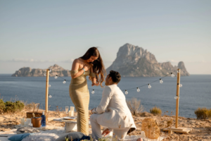 Proposal in Ibiza with sea views / Pinterest