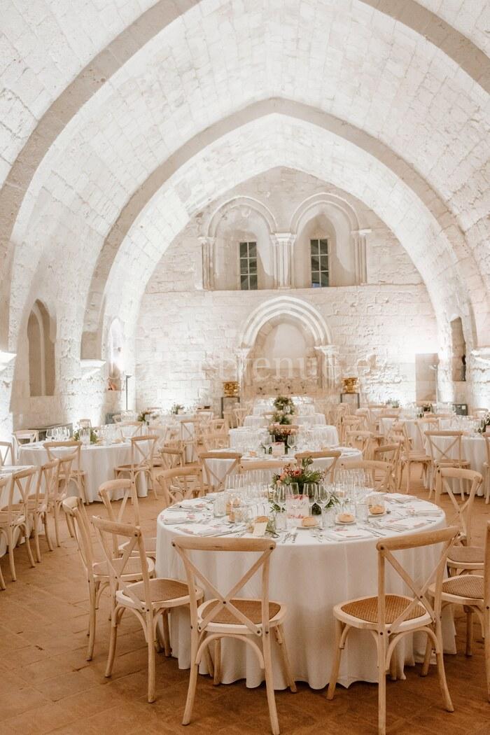 BODAS EN EL MONASTERIO DE VALBUENA