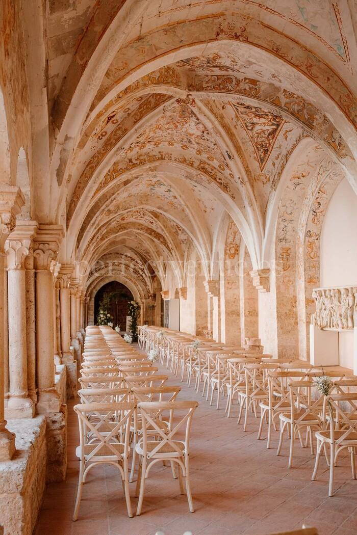 BODAS EN EL MONASTERIO DE VALBUENA