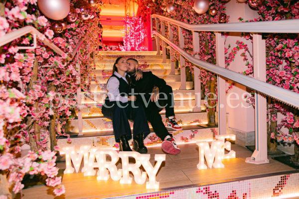 Wooden letters in Madrid / Natalia Ortiz Events