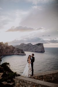 Boda en un acantilado