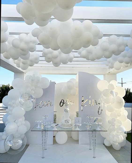 Gender reveal party / Photo via Pinterest