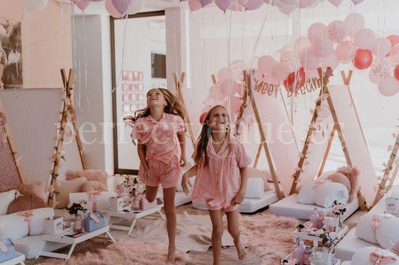 Pijama party / Photo via Pinterest