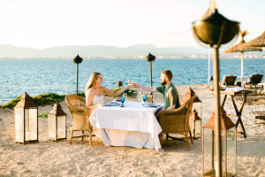 Pedida de mano en Cap Rocat / Photo via Weddings and Events by Natalia Ortiz