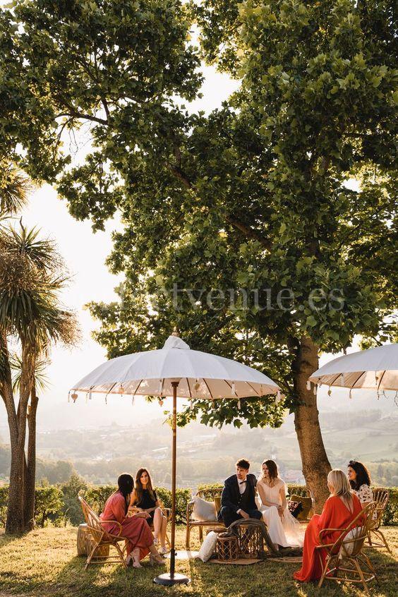 Zona de descanso en la boda / Photo via Pinterest