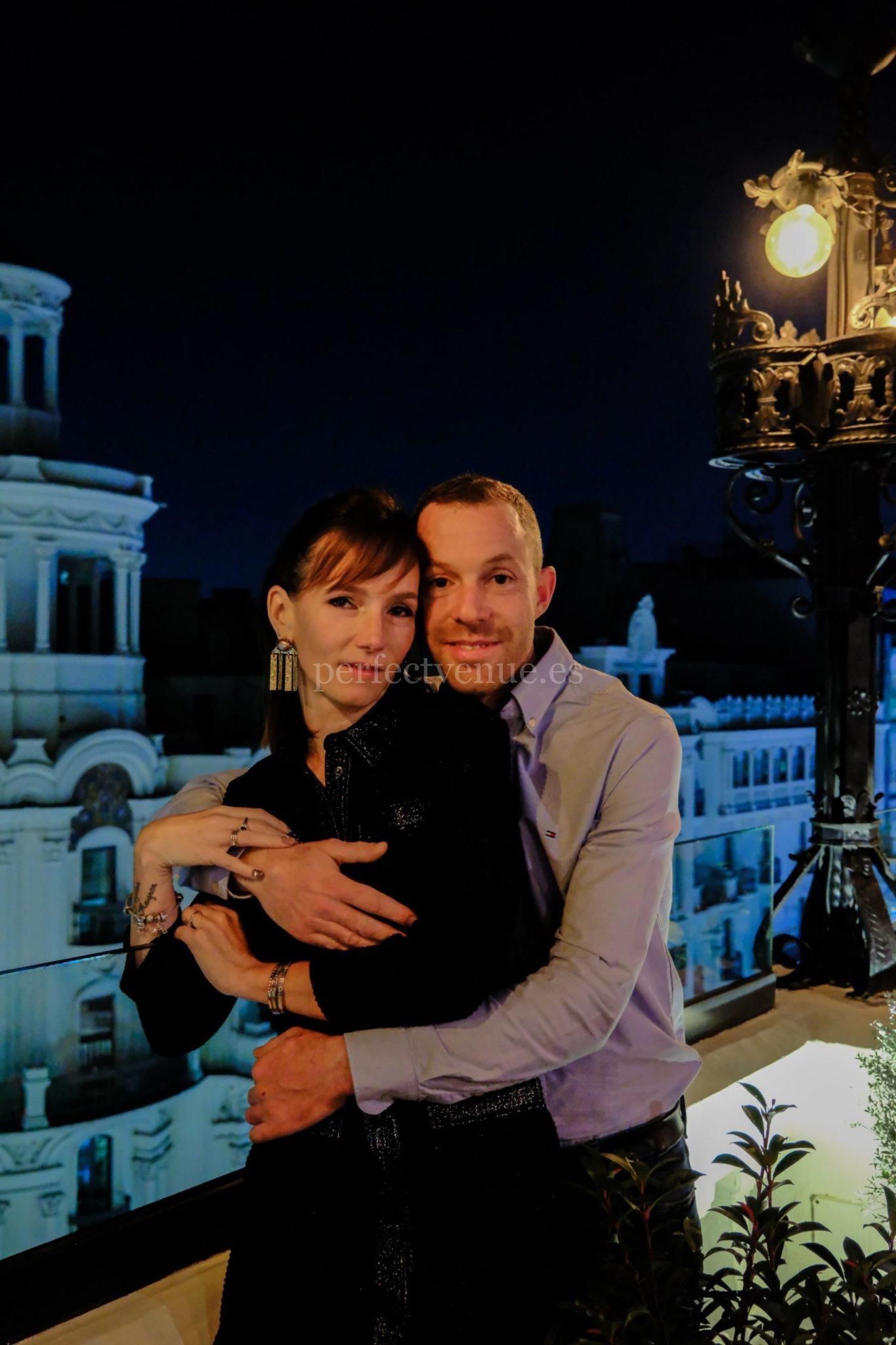 Pedida de mano en una azotea de Madrid / Weddings and Events by Natalia Ortiz