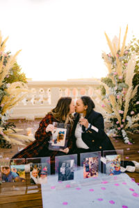 Pedida de mano LGTBI en un rooftop de Madrid / Weddings and Events by Natalia Ortiz