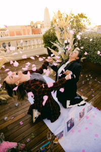 Pedida de mano LGTBI en un rooftop de Madrid / Weddings and Events by Natalia Ortiz