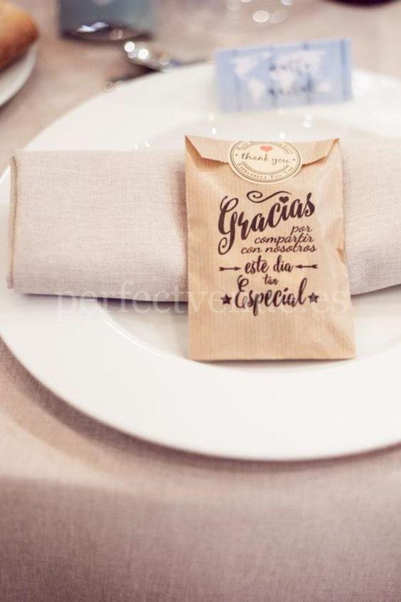 Dar el número de cuenta en un sobre de semillas / Weddings and Events by Natalia Ortiz