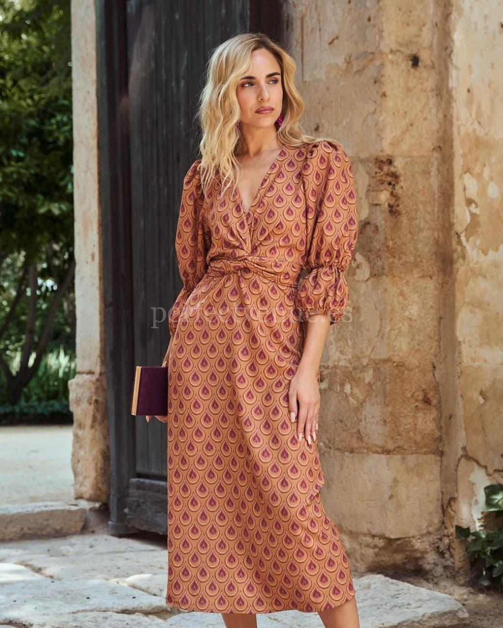 Guest dress / Photo via Polín et moi