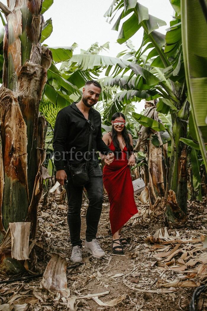 Pareja en su pedida de mano en Tenerife - Weddings and Events by Natalia Ortiz