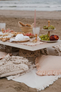 Пикник в Валенсии / Photo via Weddings and Events by Natalia Ortiz