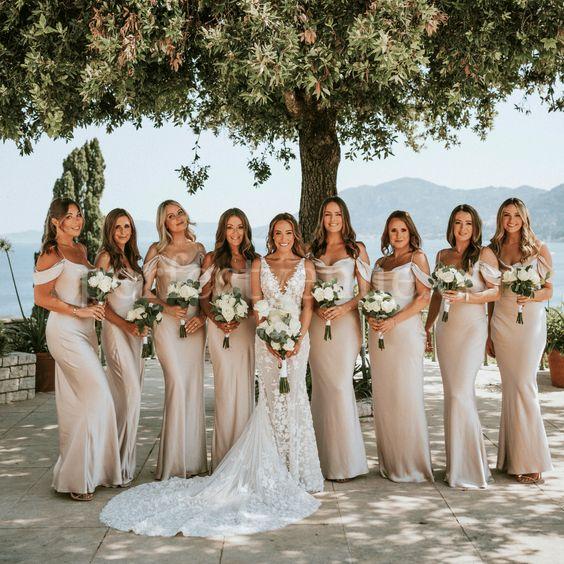 Damas de honor champán / by Pinterest