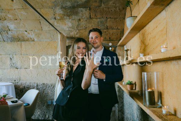 Marriage proposal at the Hospes Maricel hotel / Photo by Wedding and Events by Natalia Ortiz