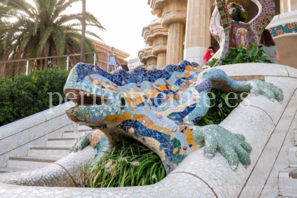 Barcelona marriage proposal park Guell