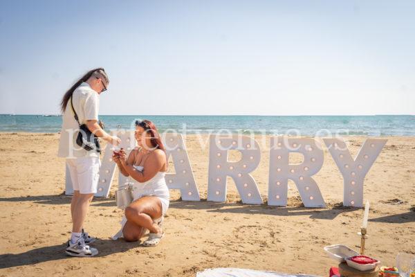 Big Marry Me letters Barcelona - Natalia Ortiz Events