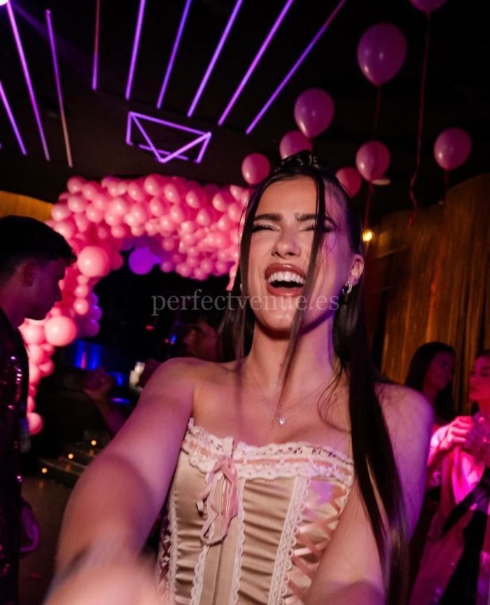 Coquette party Mar Lucas / Photo via Wedding and Events by Natalia Ortiz