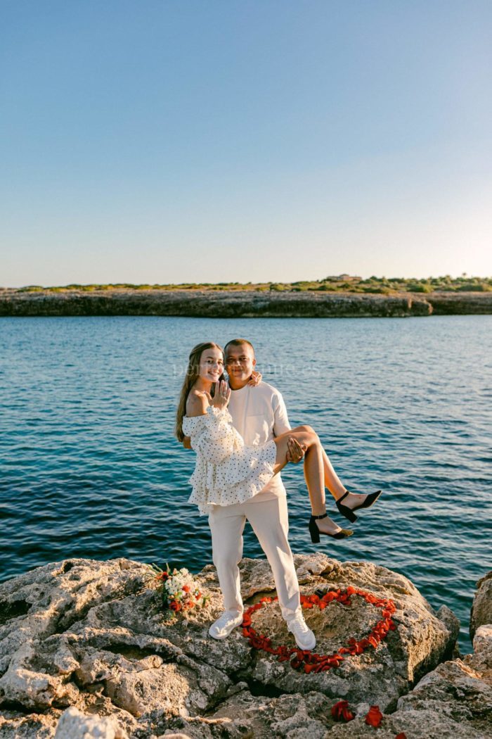 Proposal in Mallorca / Photo via Wedding and Events by Natalia Ortiz