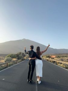 Pedida de mano en Tenerife con picnic y vistas al Teide