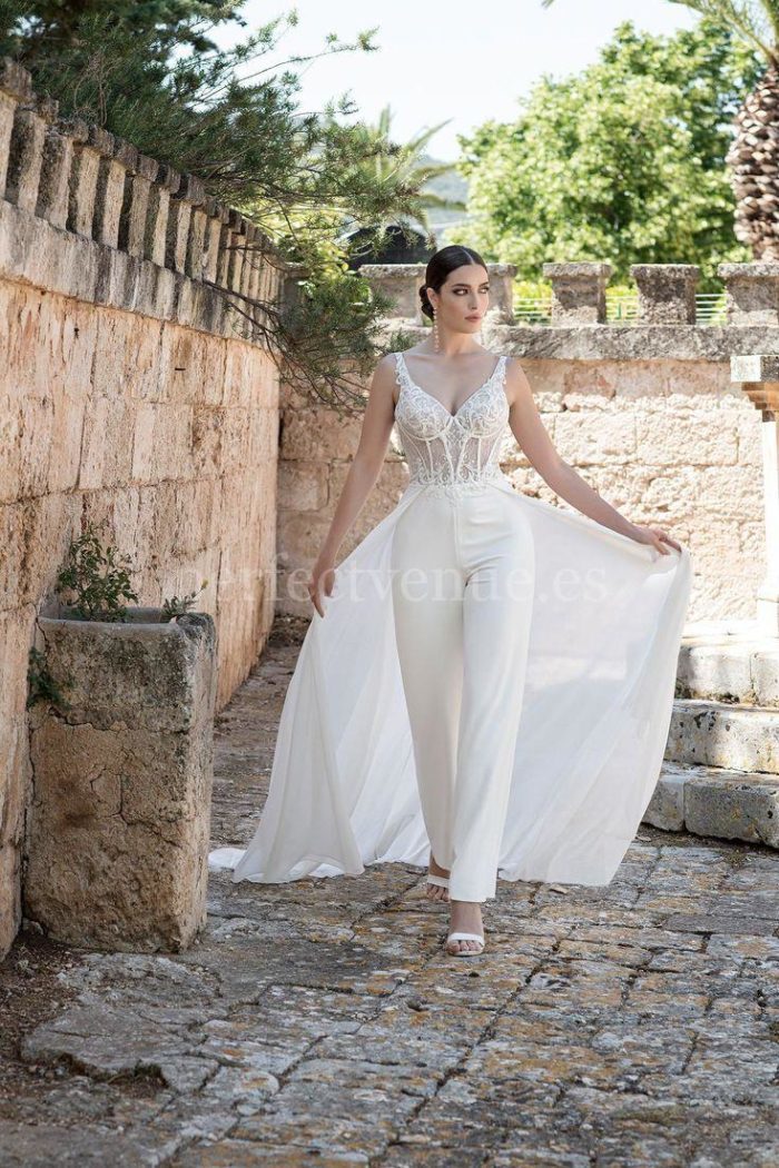 Segundo look de novia / Photo via Pinterest