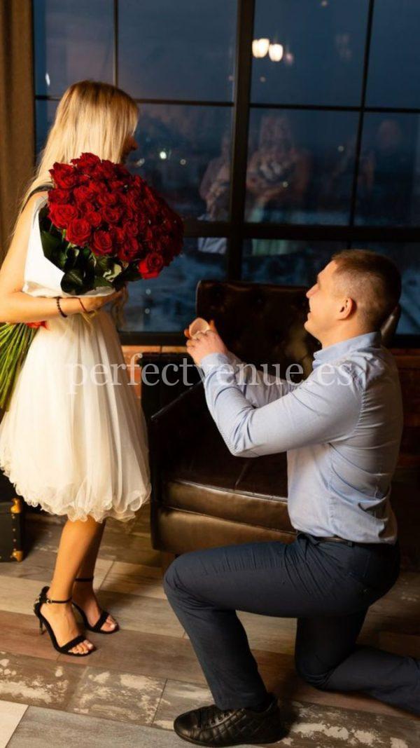 Wedding proposal in Barcelona in a hotel room