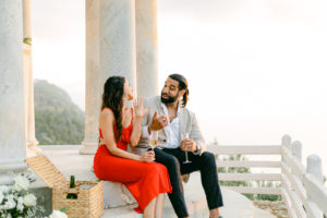 Proposal with letters marry me mallorca / Phot via Wedding and Events by Natalia Ortiz / Tanya Vasiluk