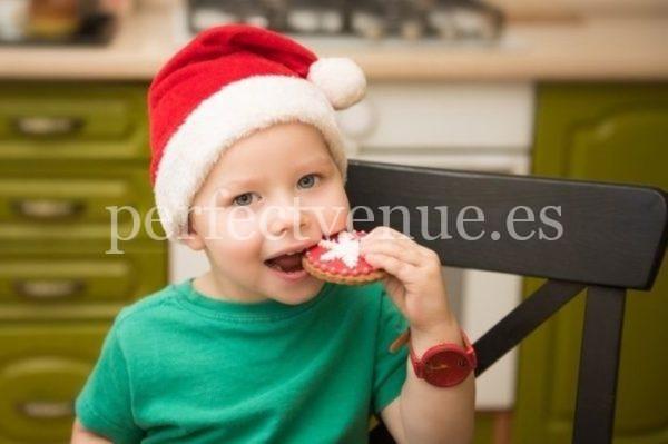 chocolate christmas cookie