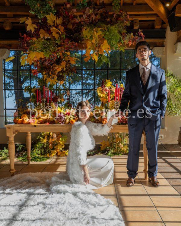 Autumn wedding shooting / Photo via Sky Lion / Natalia Ortiz Events