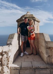 marriage proposal in Alicante in the Castle of Santa Barbara