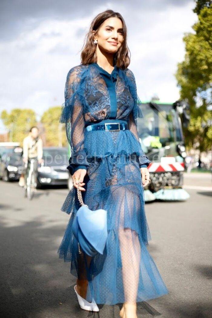 Look con ropa interior a la vista / Photo via Pinterest